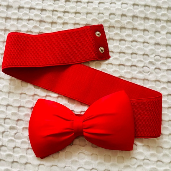 Other - Adorable Red Bow Elastic Belt - Strechy *Add on item